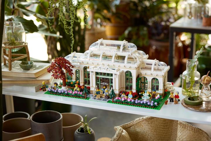 Image du produit LEGO Le jardin botanique (21353, LEGO Ideas, LEGO difficiles à trouver)