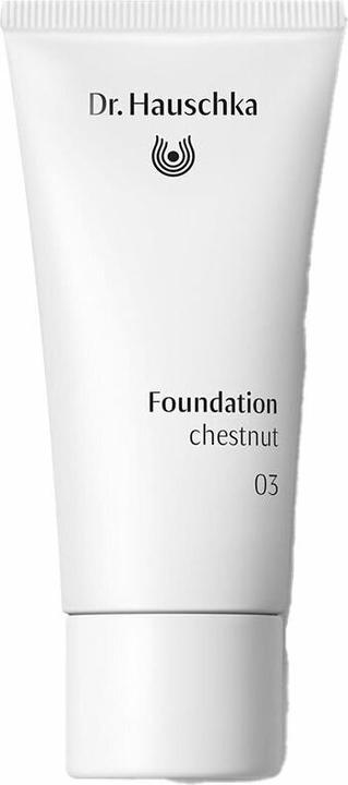 Produktbild Dr. Hauschka Foundation 04 hazelnut 30 ml (04 hazelnut)