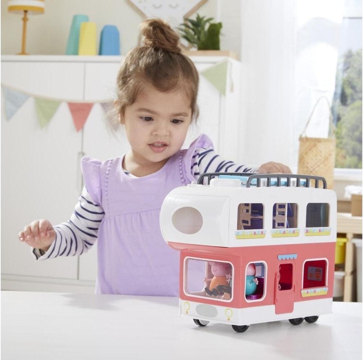 Actual product image Hasbro Peppa Pig Camper