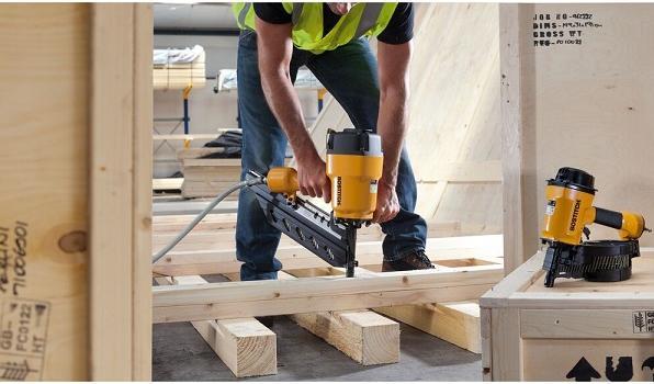 Immagine prodotto Bostitch BRT130-E Chiodatrice a striscia 21° - BRT 100-130 mm - werkstatt-king.de - Druckluft-Nagler