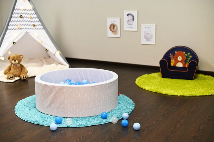 Produktbild Knorrtoys Bällebad soft - "Geo cube grey" - 300 balls soft blue/blue/transparent (ca. 6cm Durchmesser)