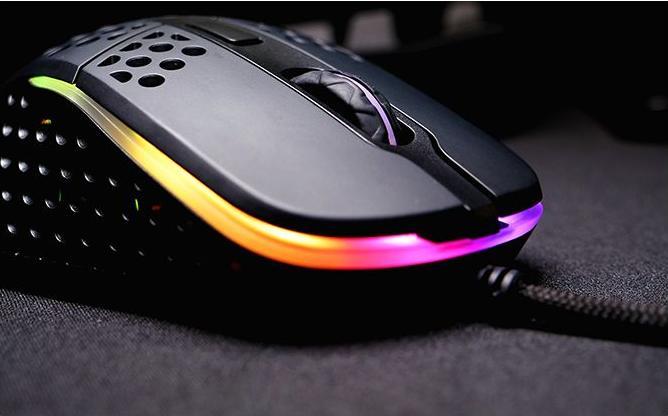 Productafbeelding CHERRY xtrfy M4 RGB (Bedraad)