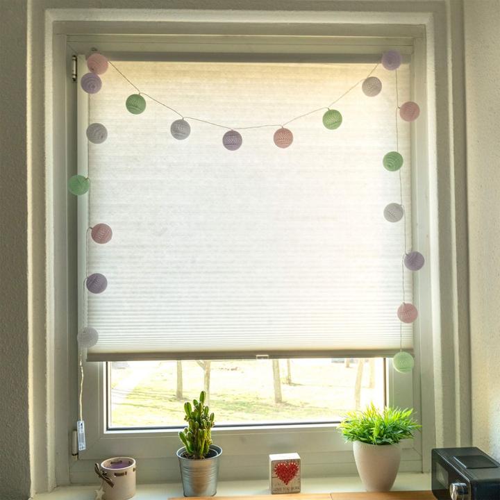 Produktbild Trenddeko Cotton Ball Lights LED-Lichterkette Pastell 20-teilig (3 m)