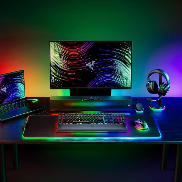 Actual product image Razer BlackWidow V4 Pro (Germany, Cable)