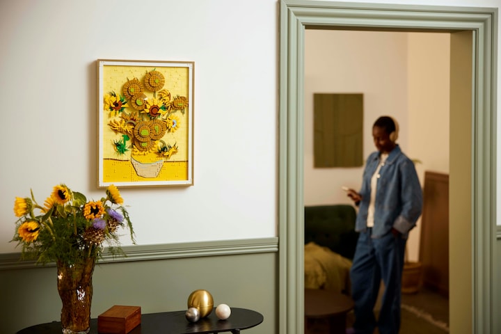 Immagine prodotto LEGO Vincent van Gogh - Girasoli (31215, LEGO DC, Set LEGO rari)