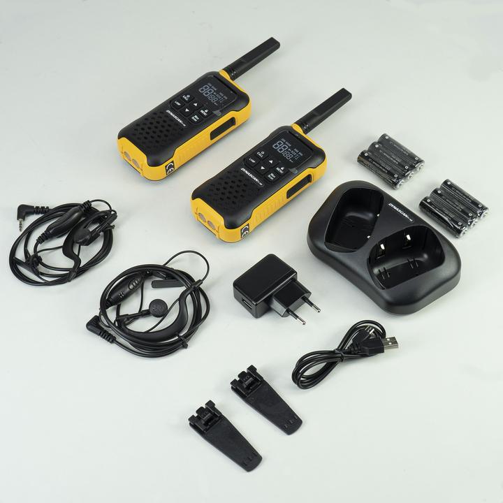 Produktbild Dynascan PMR PNI F-15 tragbares Radio, 446 MHz, 0,5 W, 16 CH, wasserdicht IP67, Set mit 2 Stück (12 km)