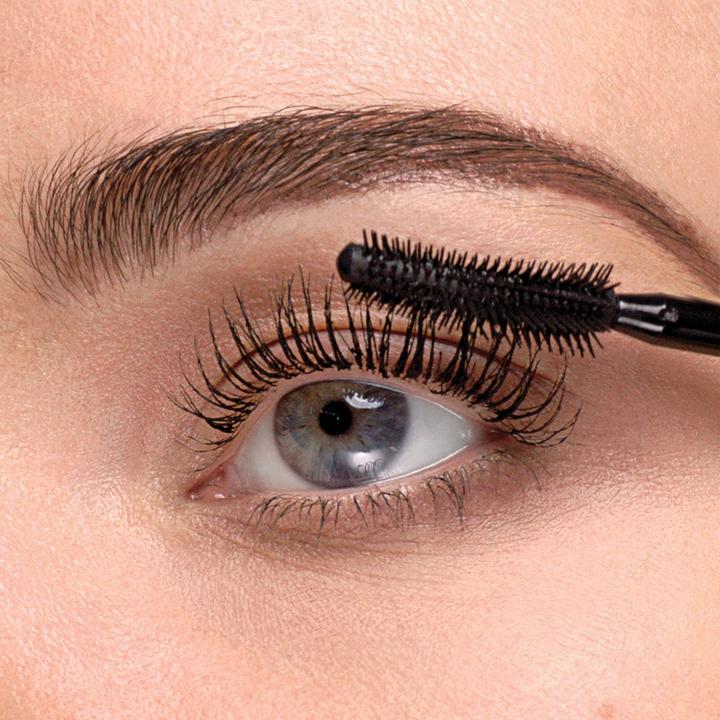 Actual product image Maybelline New York Lash Sensational (1 Very Black)