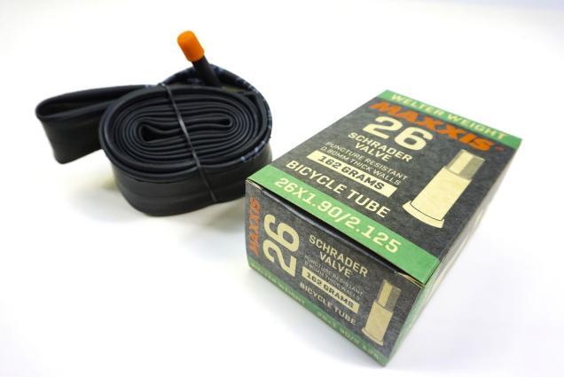 Actual product image Maxxis WelterWeight (Schrader (AV), 26", 48 mm)