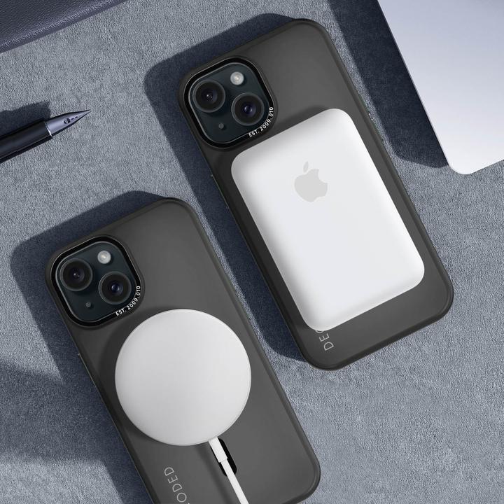 Produktbild Decoded Recycled Plastic Loop Stand Backcover iPhone 15 Plus Black (Apple iPhone 15 Plus)