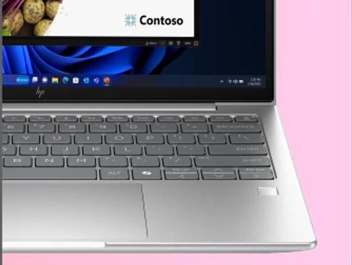 Image du produit HP EliteBook 6 G1i 13 inch Notebook AI PC (13.30", Intel Core Ultra 7 255U, 32 Go, 1000 Go, DE)