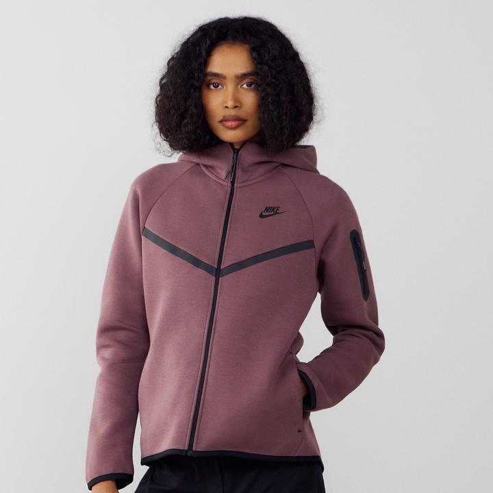 Actual product image Nike Tech Fleece Windrun Sweater (L)
