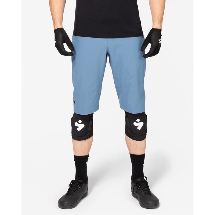 Produktbild Sweet Protection Hunter Slashed Shorts M Flare (M)