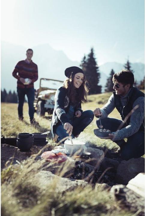 Actual product image Revol Slate