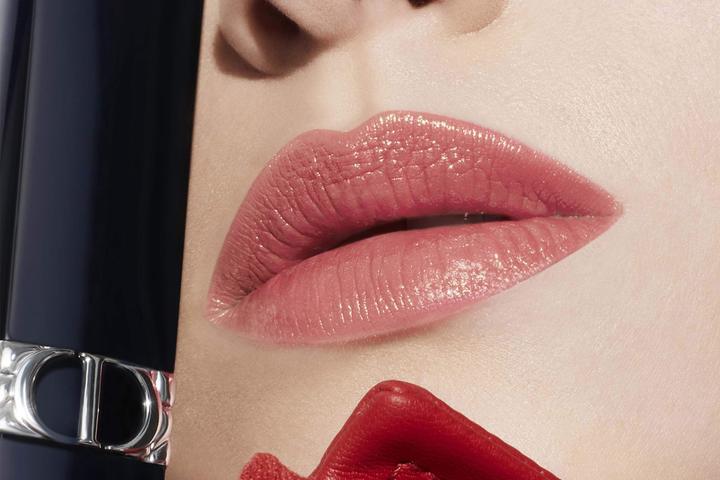 Actual product image Dior Rouge Extra Satin IT No 525 (525 Chérie)