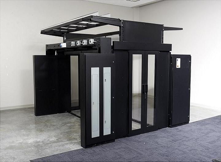 Immagine prodotto APC Accessorio HyperPod 42-52U Rack Blanking Panel 600 mm