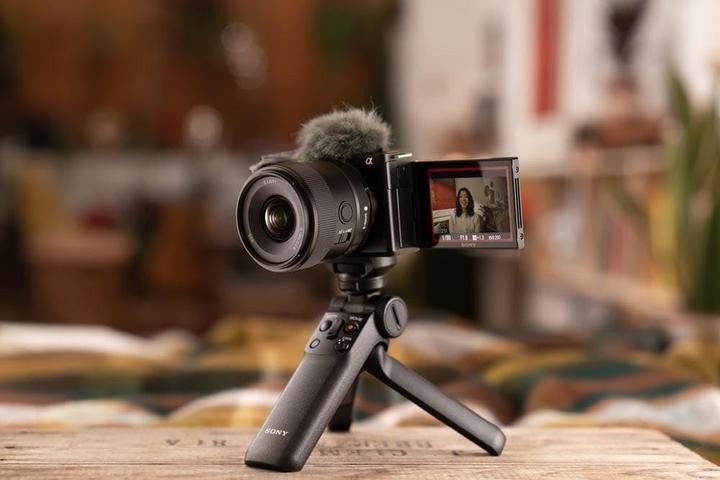 Immagine prodotto Sony E 11mm f/1.8 (Sony E, APS-C / DX)