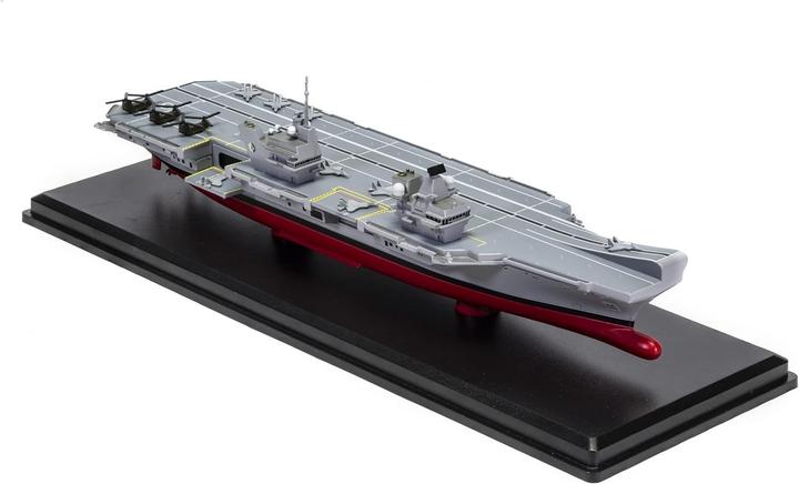 Actual product image Hornby Queen Elizabeth Class Carrier 1 1250 scale
