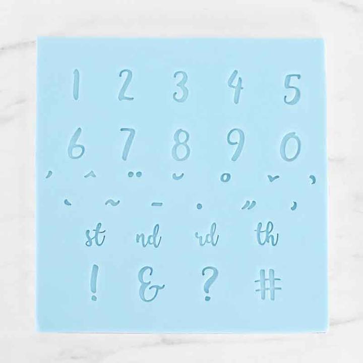 Productafbeelding PME Cijfers & Tekens Embossing Set