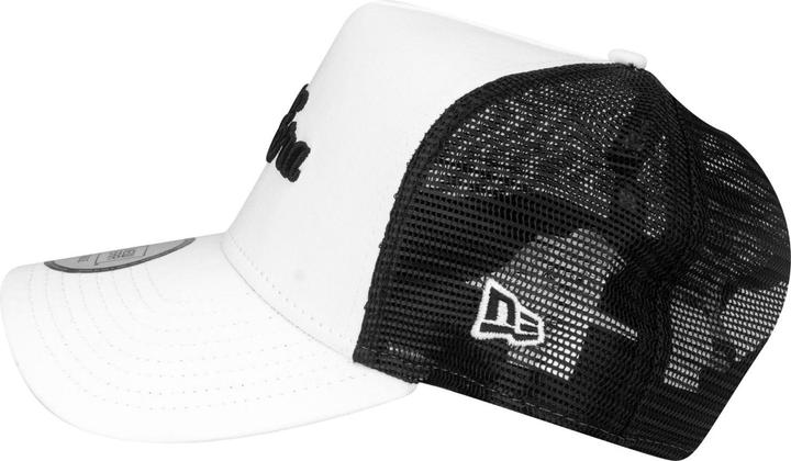 Produktbild New Era Adjustable Trucker Cap - Retro Brand Script Weiss