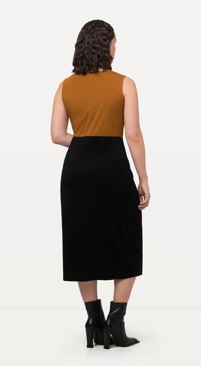 Produktbild Ulla Popken Sweat-Midikleid, Drapierung, U-Boot-Ausschnitt, ärmellos (54)