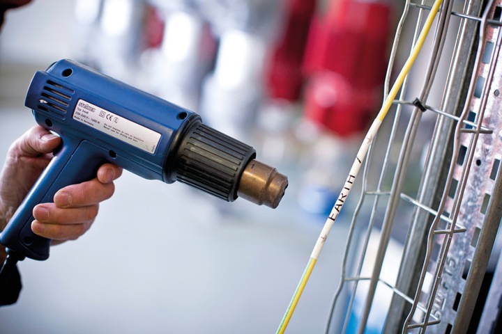 Produktbild Brother Heat-Shrink-Tube schwarz/gelb (6.90 cm, Gelb)