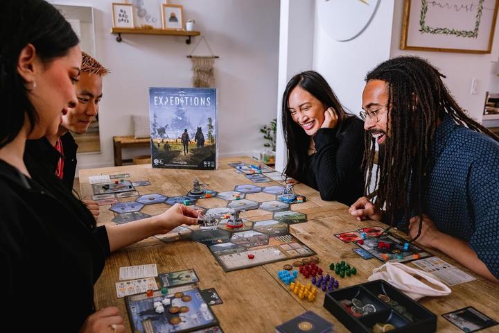 Produktbild Stonemaier Games Expeditions (Englisch, 1 - 5 Spieler)