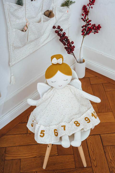 Produktbild Kikadu Adventskalender Puppe Engel