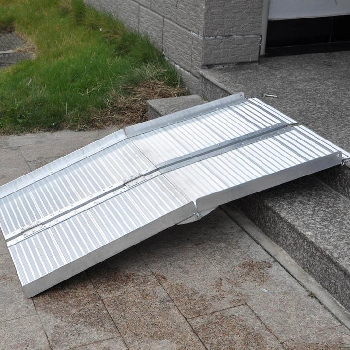 Actual product image Wiltec Wheelchair loading ramp Aluminum 2x foldable 122cm 270kg