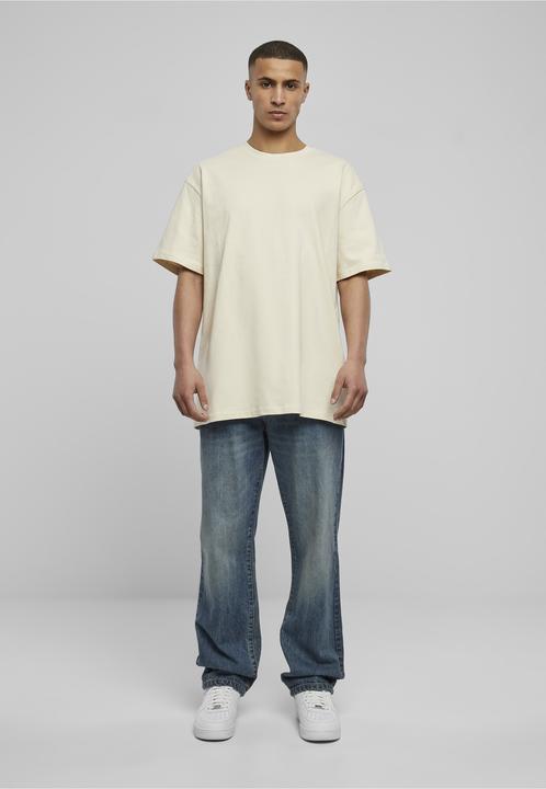Actual product image Urban Classics Heavy Oversized Tee - 1560 (XS)