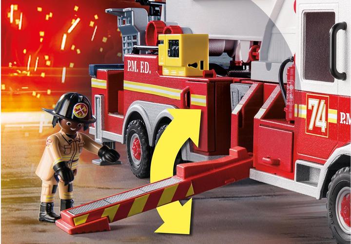 Actual product image Playmobil Fire truck: US Tower Ladder (70935, Playmobil City Action)