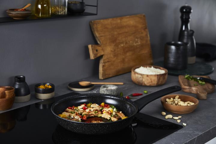 Actual product image Tefal Intensity Koekenpanenset 24 + 28 cm (24 cm, Frying pan)
