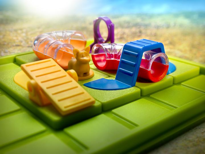 Actual product image Smart Games Smart Dog (Italian, Swiss German, German, English, French)