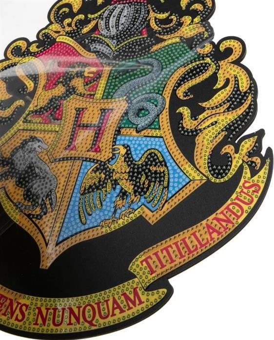Immagine prodotto Craft Buddy Stemma di Hogwarts, decorazione in legno da appendere, 30 cm