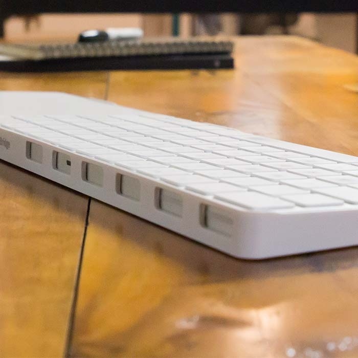 Produktbild TwelveSouth MagicBridge für Keyboard