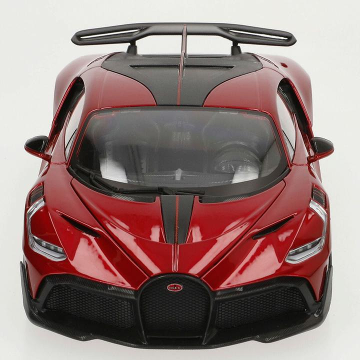 Actual product image Bburago 18/11045R Metal scale 1:18 Bugatti Divo red