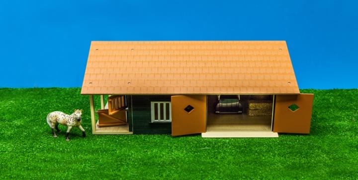 Immagine prodotto Kids Globe Farming Stalla per cavalli con 2 box e magazzino