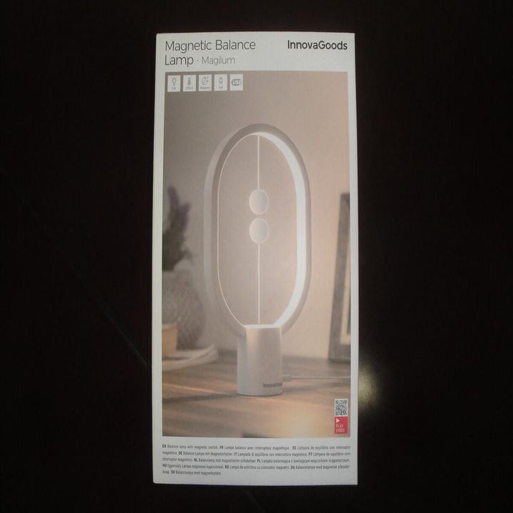 Produktbild InnovaGoods Gleichgewichtslampe mit Magnetschalter Magilum MAGILUM