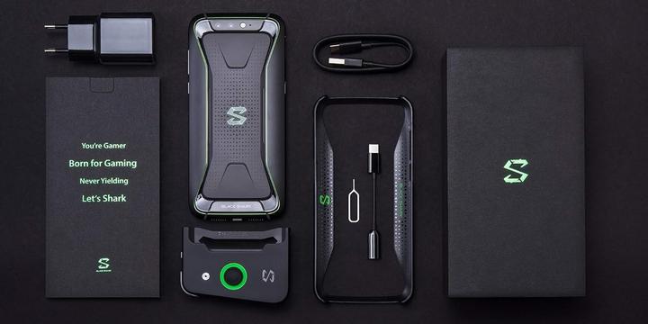 Produktbild Xiaomi Black Shark (128 GB, Black, 5.99", Dual SIM, 4G)