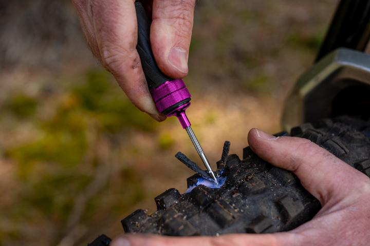 Produktbild Muc-Off Puncture Plug Tool