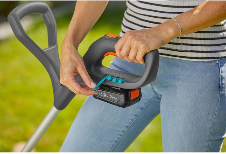 Actual product image Gardena SmallCut 23 18V P4A Ready-To-Use Set (Plastic knives)