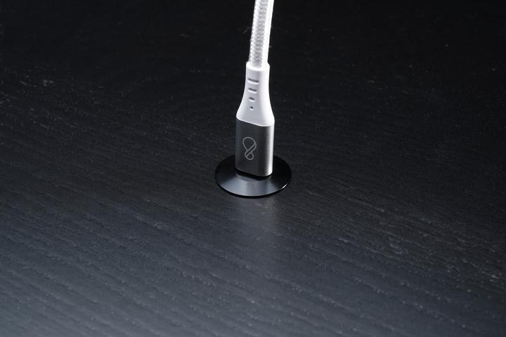 Actual product image Ochno Socket - USB-C outlet w. locking screw 1m cable in Black (1 m, USB 3.2 Gen 2)