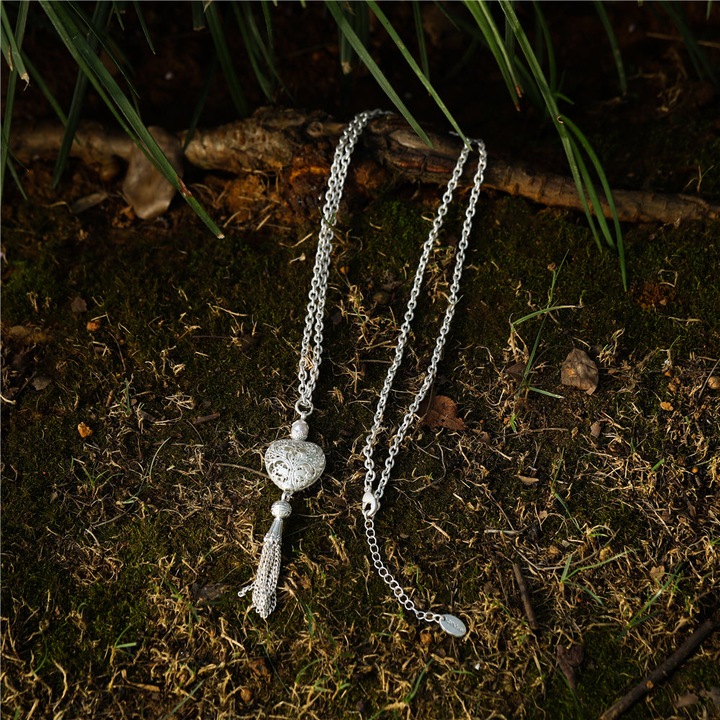 Produktbild Andreani Halskette mit Herzanhänger mit Süsswasserperlen (Metall)