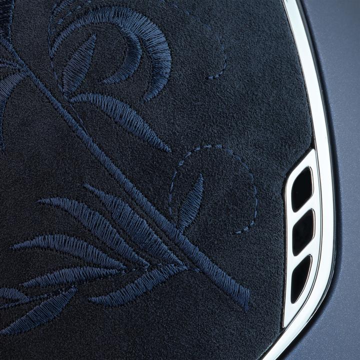 Actual product image Samshield riding helmet custom miss shadowmatt flower embroidery 2.0