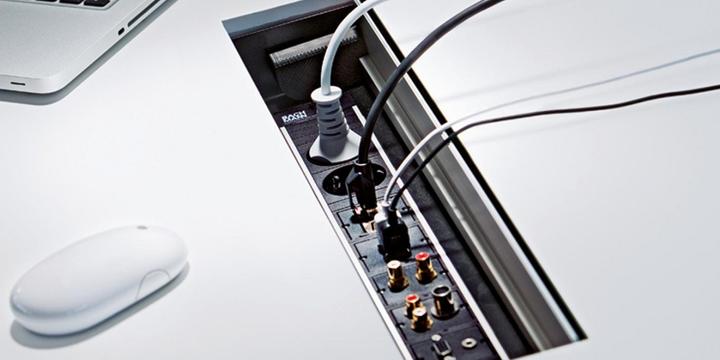 Produktbild Bachmann Steckdosenleiste CONFERENCE 3x T13, 1x Custom-ABD leer (3x, Typ 13)