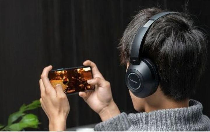 Actual product image Vention NBBB0 SoundMate S11 wireless in-ear headphones (black) (20 h, Wireless)