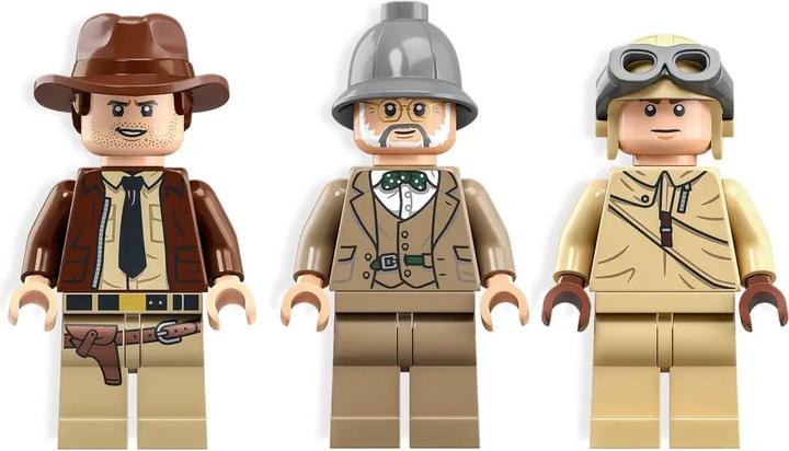 Actual product image LEGO Escape from the fighter plane (77012, LEGO Indiana Jones)