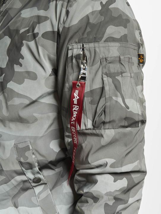 Image du produit Alpha Industries MA-1 VF 59 Reflective Camo Bomber Jacket (XXL)