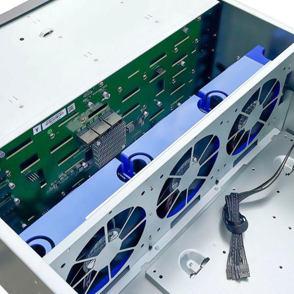 Produktbild Fantec SRC-4240X07-6GE Expander Backplane 24x 3,5/2,5 HDD/SSD (3.5", 2.5")