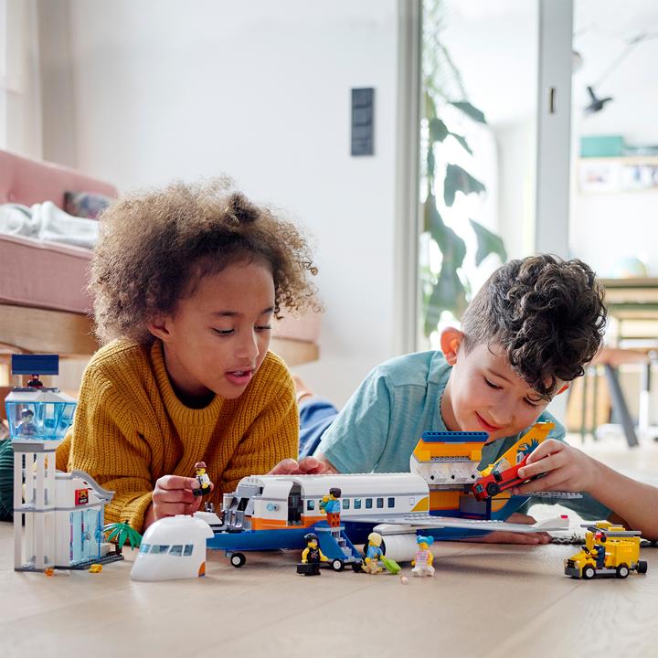 Immagine prodotto LEGO Aerei passeggeri (60262, LEGO City)
