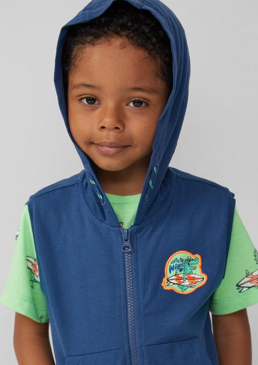 Produktbild S.Oliver Indoor-Weste Sweat-Weste mit Kapuze und Stickerei (98)